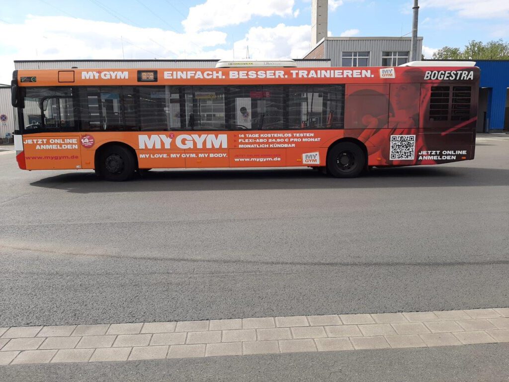 Ganzgestaltung Plus Buswerbung MyGym1
